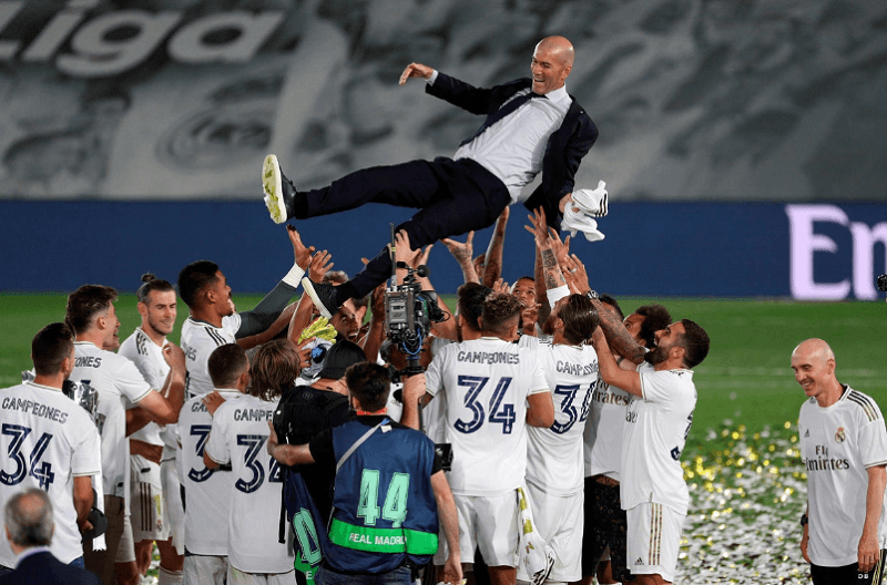 Zinedine Zidane có bao nhiêu cúp? Gia tài đồ sộ của một huyền thoại